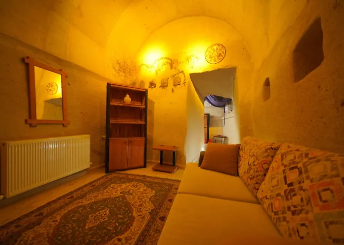 Hotel Fosil Cave 2*